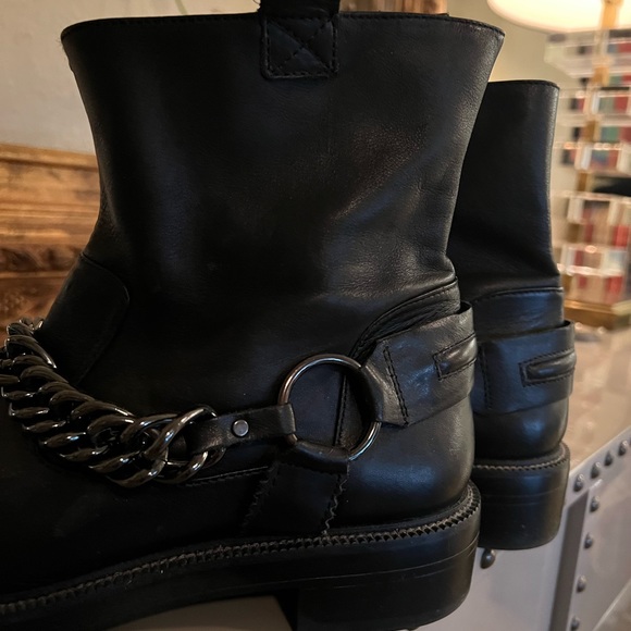 Size 9 Zara women’s LEATHER 🥾 - Picture 13 of 15